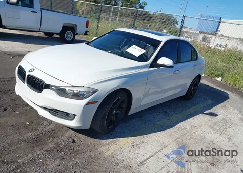 2013 BMW 328I z USA, uszkodzony, nr VIN WBA3A5G52DNP24674